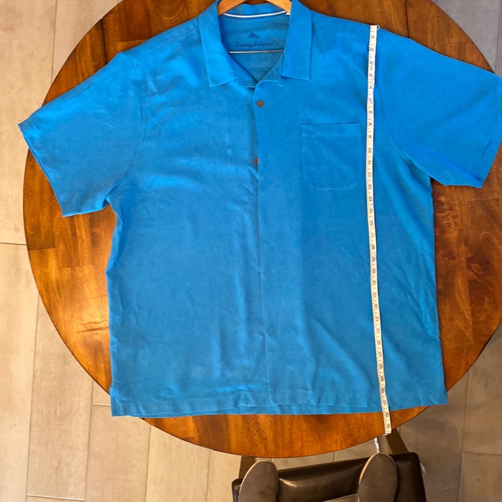 Tommy Bahama silk button down Hawaiian style shirt-Men’s XXL